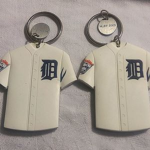 Authentic Detroit Tigers Keychain In the package 2005 Two